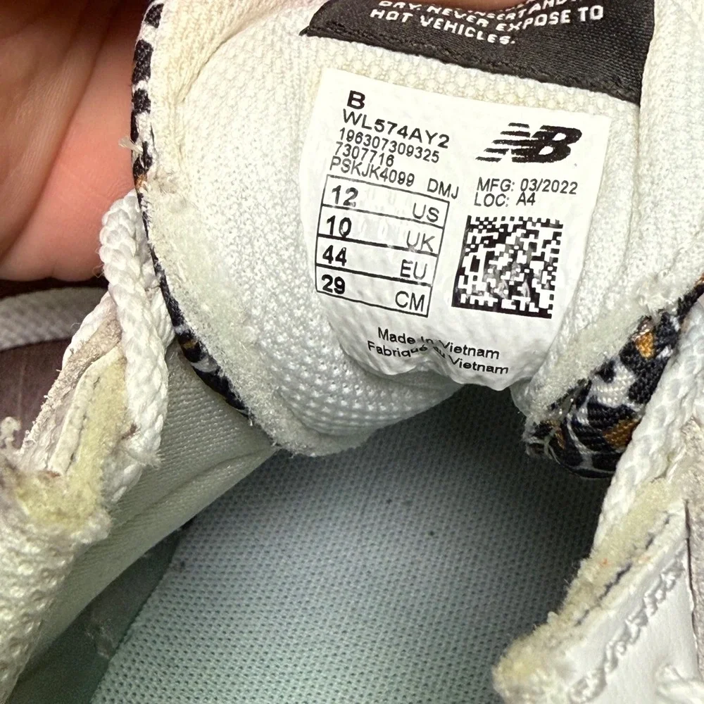 New Balance 574 Sneakers Womens 12 Beige Leopard Print Suede WL574AY2